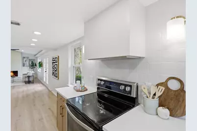 732 Pinehurst Drive, Richardson, TX 75080 - Photo 11