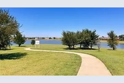 9100 Spurs Trail, Cross Roads, TX 76227 - Photo 33