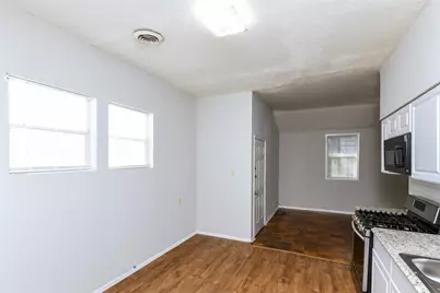 4722 McCart Avenue, Fort Worth, TX 76115 - Photo 7