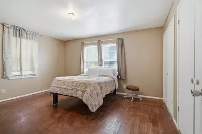 605 W 8th Street, Irving, TX 75060 - Photo 11