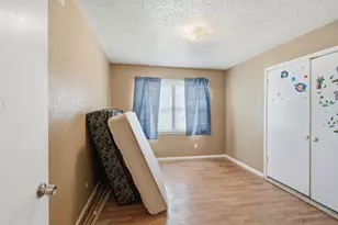 605 W 8th St, Irving, TX 75060 - Photo 17