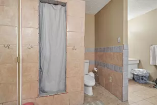 605 W 8th St, Irving, TX 75060 - Photo 15
