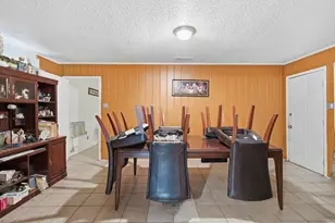605 W 8th St, Irving, TX 75060 - Photo 23