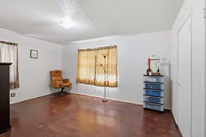 605 W 8th Street, Irving, TX 75060 - Photo 9