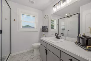 613 Crestview Dr, Granbury, TX 76048 - Photo 15