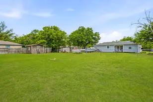 613 Crestview Dr, Granbury, TX 76048 - Photo 19
