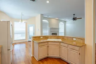 1304 Pagewynne Dr, Plano, TX 75093 - Photo 11