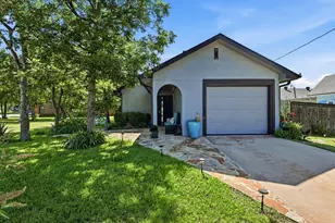 511 N 2nd St, Sanger, TX 76266 - Photo 1