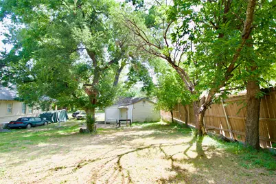 1610 N 10th Street, Waco, TX 76707 - Photo 17