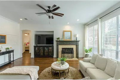 901 Woodcliff Drive, McKinney, TX 75072 - Photo 5