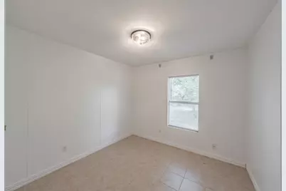 419 Wood River Road, Millsap, TX 76066 - Photo 11