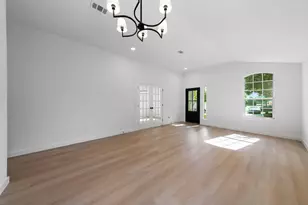 801 Sussex Dr, McKinney, TX 75071 - Photo 5