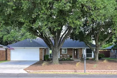 1908 Sharon Drive, Corinth, TX 76210 - Photo 31