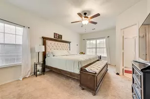 6420 St Alban Ct, Arlington, TX 76001 - Photo 17