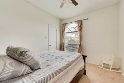 6420 St Alban Court, Arlington, TX 76001 - Photo 15