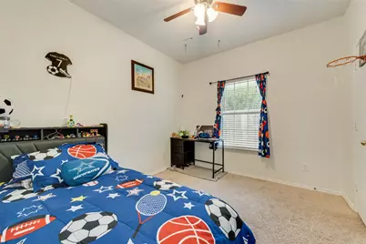6420 St Alban Court, Arlington, TX 76001 - Photo 13