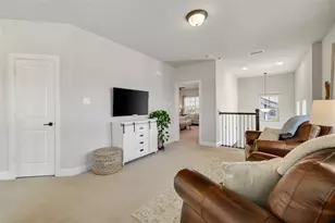 1820 Roundtree Cir W, Fort Worth, TX 76008 - Photo 25