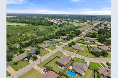 1815 Clearbrook Lane, Corsicana, TX 75110 - Photo 35