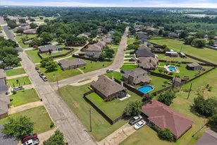 1815 Clearbrook Ln, Corsicana, TX 75110 - Photo 33