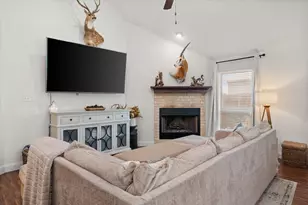 1815 Clearbrook Ln, Corsicana, TX 75110 - Photo 11