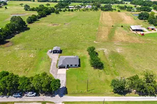 330 Pr 281, Bonham, TX 75418 - Photo 37