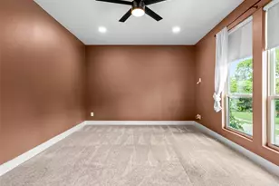 4625 Weldon St, Dallas, TX 75204 - Photo 23