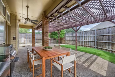 5857 Stone Meadow Drive, Plano, TX 75093 - Photo 17
