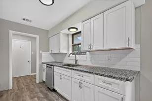 8730 Lapanto Ln, Dallas, TX 75227 - Photo 9