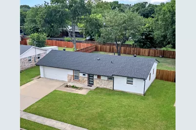 2801 Meadows Drive, Plano, TX 75074 - Photo 1