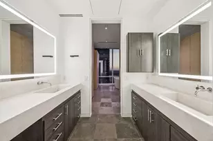 2430 Victory Park Ln, Dallas, TX 75219 - Photo 9