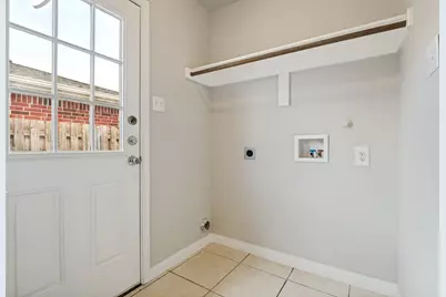 511 Hollyberry Drive, Mansfield, TX 76063 - Photo 13