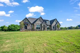614 Hondo Xing, Weatherford, TX 76087 - Photo 3