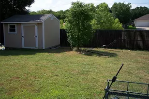 1353 Barclay Dr, Carrollton, TX 75007 - Photo 5