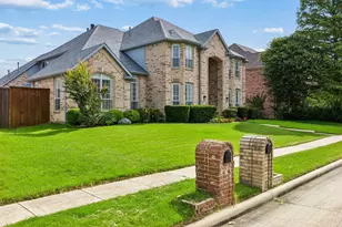 3809 Brookfield Dr, Plano, TX 75025 - Photo 3