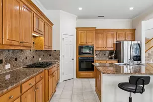 3809 Brookfield Dr, Plano, TX 75025 - Photo 5