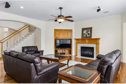 3809 Brookfield Drive, Plano, TX 75025 - Photo 13