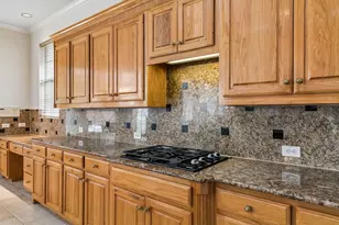 3809 Brookfield Dr, Plano, TX 75025 - Photo 7