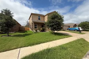 1623 White Mountain Wy, Princeton, TX 75407 - Photo 3
