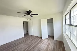 304 Harriett St, Longview, TX 75605 - Photo 7