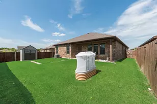 2505 Lavender Ln, Glenn Heights, TX 75154 - Photo 21