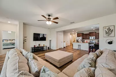 2505 Lavender Lane, Glenn Heights, TX 75154 - Photo 7