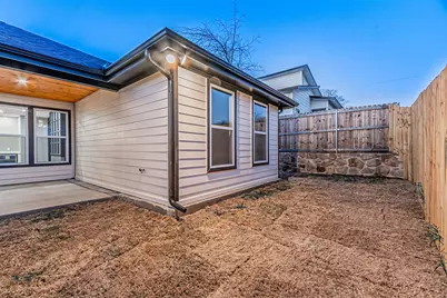 1818 Marfa Avenue, Dallas, TX 75216 - Photo 21