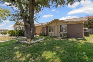 100 Countryside Dr, Arlington, TX 76014 - Photo 5