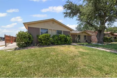 100 Countryside Drive, Arlington, TX 76014 - Photo 3