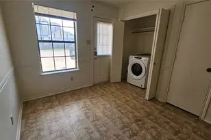 550 E Windsor Ave, Denton, TX 76209 - Photo 27