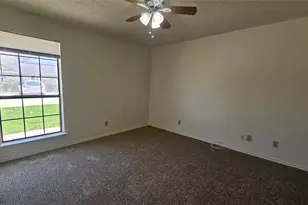 550 E Windsor Ave, Denton, TX 76209 - Photo 19