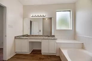 821 S Parks Dr, DeSoto, TX 75115 - Photo 13