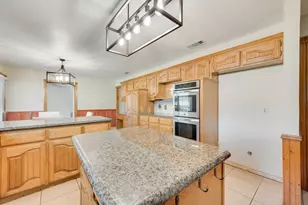912 Summer Hill Ln, Red Oak, TX 75154 - Photo 11