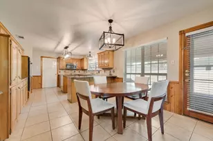 912 Summer Hill Ln, Red Oak, TX 75154 - Photo 11