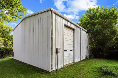1114 S Houston Avenue, Denison, TX 75021 - Photo 13